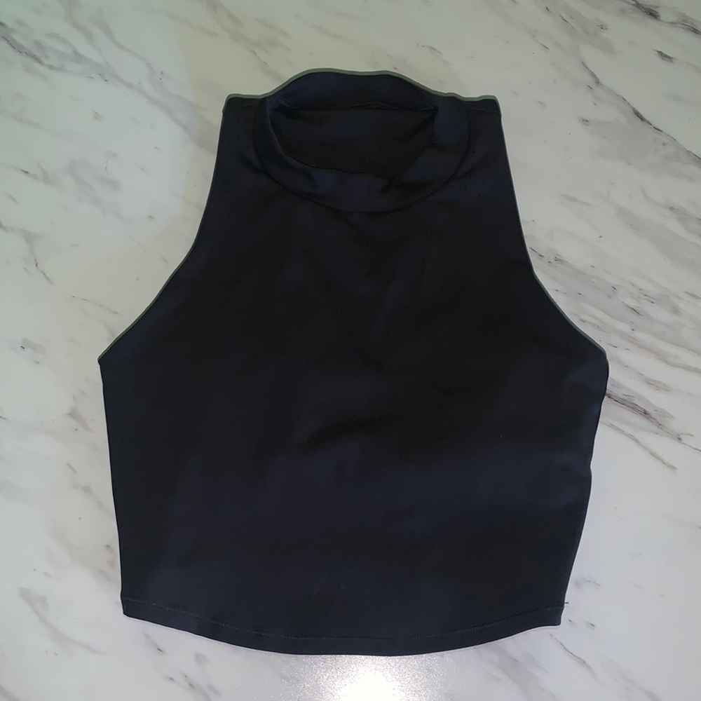 Crop workout tank